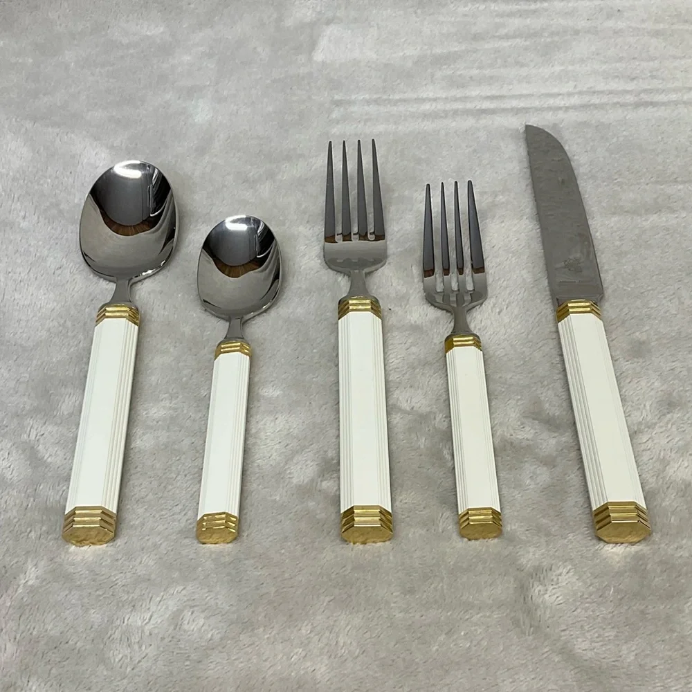 Mikasa Navarro G2590 Flatware 40 Pc Set White & Gold Jack Lenor Larsen HTF
